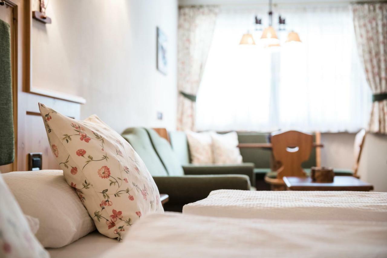 Piculin Alpin Apartments San Martino in Badia Εξωτερικό φωτογραφία